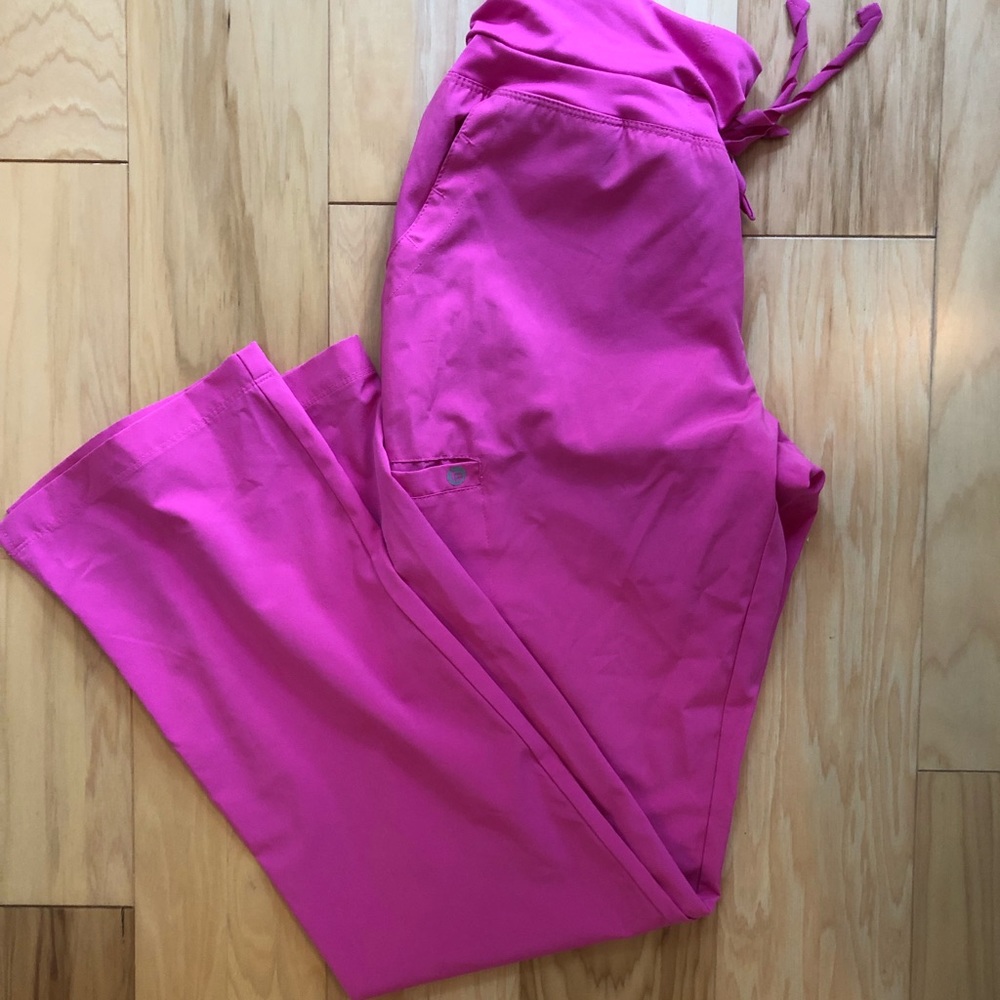 Scrub pants